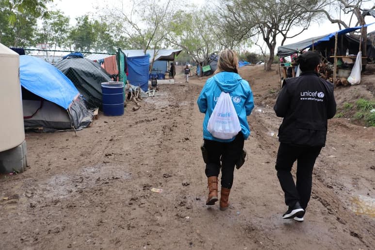 Un campamento de migrantes en la frontera norte de México colindante con Estados Unidos. (EFE)
