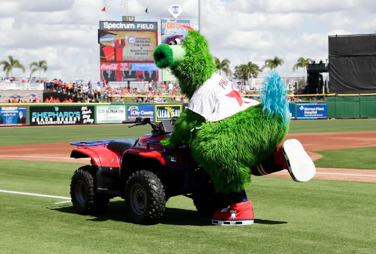 El Phili Phanatic que ha acompañado a la novena de Filadelfia por varias décadas, sufrió una transformación debido a una disputa legal. (ARCHIVO)