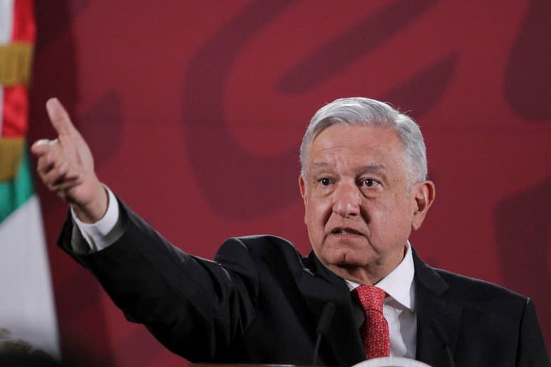 'No podemos discriminar, rechazar a quienes vienen a México. Nada más cuidar la cuestión sanitaria', dijo el presidente. (ARCHIVO)