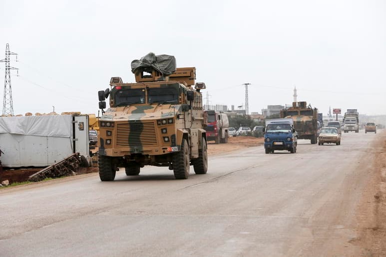 El régimen del presidente sirio, Bachar al Asad, ha intensificado los ataques contra tropas turcas estacionadas en Idlib, que han perdido una veintena de efectivos en el último mes. (ARCHIVO)