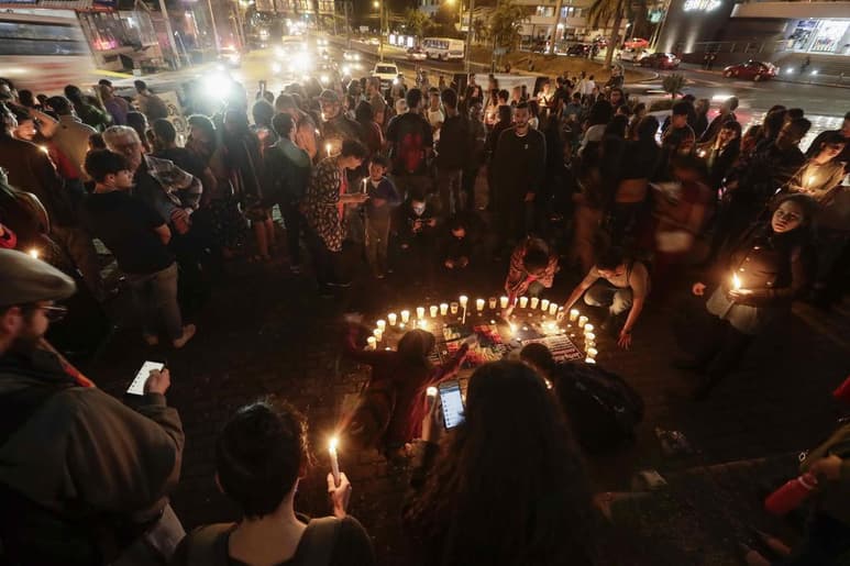 Protesta pacífica en San José por el asesinato de Jehry Rivera. (EFE)