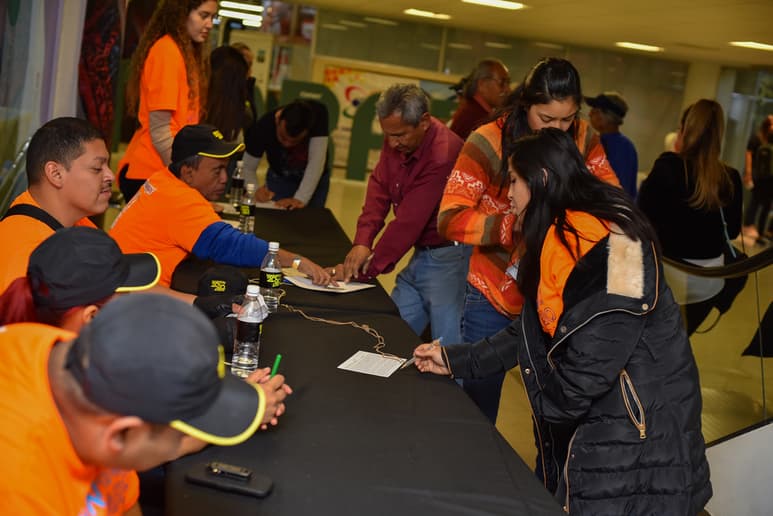 Cientos de atletas de la región y de otras partes del país, acudieron ayer a la Feria Deportiva del Maratón Internacional Lala.