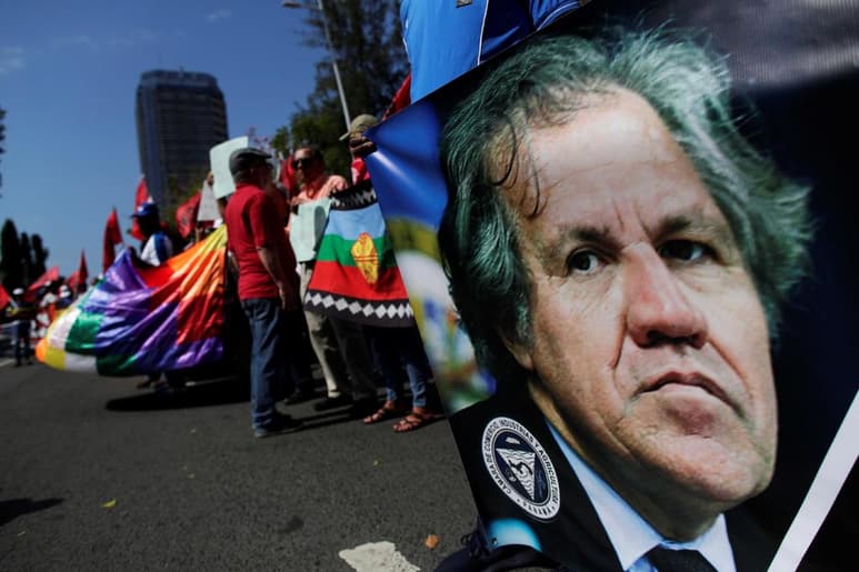 El secretario general de la Organización de Estados Americanos (OEA), Luis Almagro, se encuentra en Montevideo este domingo para acudir a los actos de toma de posesión del nuevo presidente de Uruguay, Luis Lacalle Pou, pero no quiso hacer declaraciones a la prensa. (ARCHIVO)