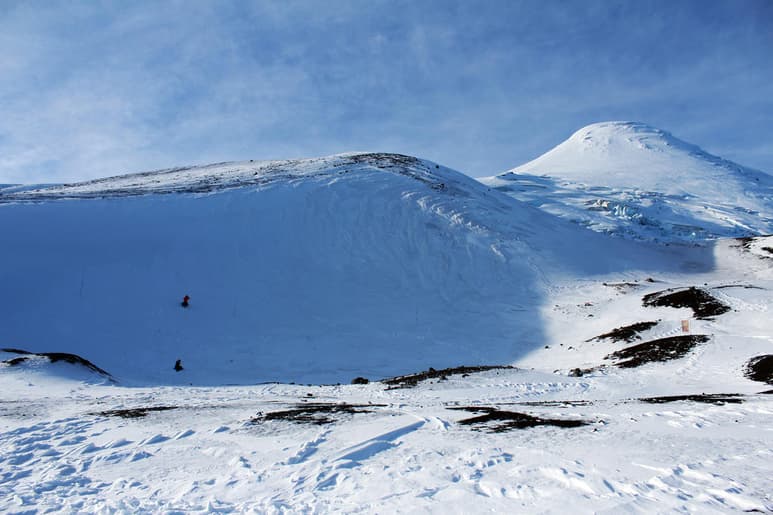 A 4,000 metros sobre el nivel del mar, en la cordillera de los Andes, entre volcanes, salares y lagunas viven algunos de los organismos más interesantes de la Tierra. (ARCHIVO)