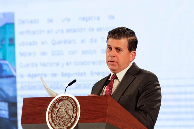 La Procuraduría Federal del Consumidor (Profeco) informó que abrió ocho procedimientos, uno de ellos en contra de Wal-Mart, por acopio y aumento de precios injustificados en productos como cubrebocas, luego de que registraron los primeros casos de coronavirus en el país. (NOTIMEX)