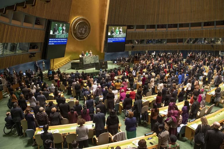 La Comisión sobre la Condición de la Mujer, una de las reuniones más multitudinarias que acoge cada año la ONU, se reducirá este año a la mínima expresión en respuesta al coronavirus. (ARCHIVO)