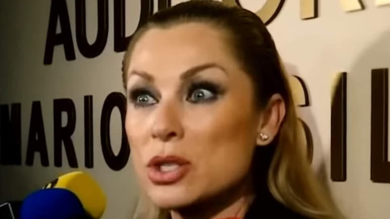 Durante las entrevistas en el lugar donde se graba la telenovela, Imperio de Mentiras, la actriz Leticia Calderón salió del set porque apareció un gato cerca del jardín, ella confesó que le tiene pavor y aversión a estos felinos y que no conoce la razón a pesar de visitar a varios psicólogos para intentar superar el miedo. (ESPECIAL)