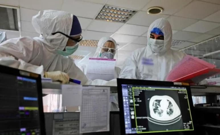 Esto quiere decir que con el tiempo, la caracterización genómica en la que hoy trabajan los científicos mexicanos y de todo el mundo, permitirá estudiar el virus y desarrollar una vacuna. (EL UNIVERSAL)