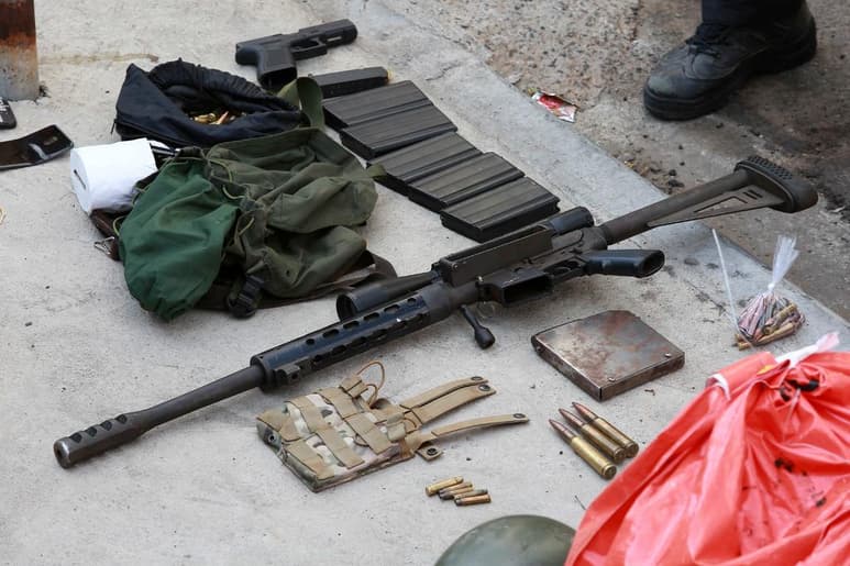 Al menos nueve personas sospechosas de pertenecer a una red criminal que introducía ilegalmente y vendía en Brasil armas procedentes de Paraguay fueron capturadas por la Policía Federal durante un operativo. (ARCHIVO)