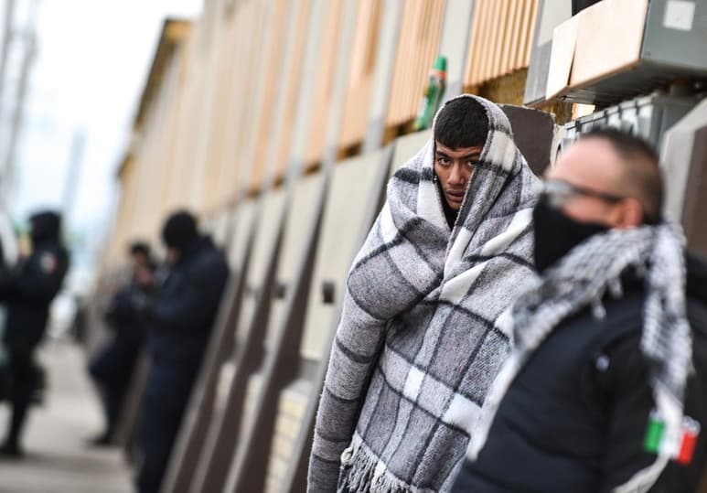 El gobierno del presidente Donald Trump permitirá que 35,000 trabajadores temporales extranjeros más ingresen a Estados Unidos. (ARCHIVO)