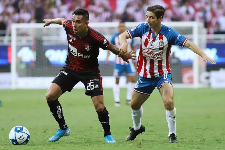 Los Rojinegros y el Rebaño Sagrado buscarán sumar en este vital duelo en sus intenciones por alcanzar la liguilla del torneo. (ARCHIVO)