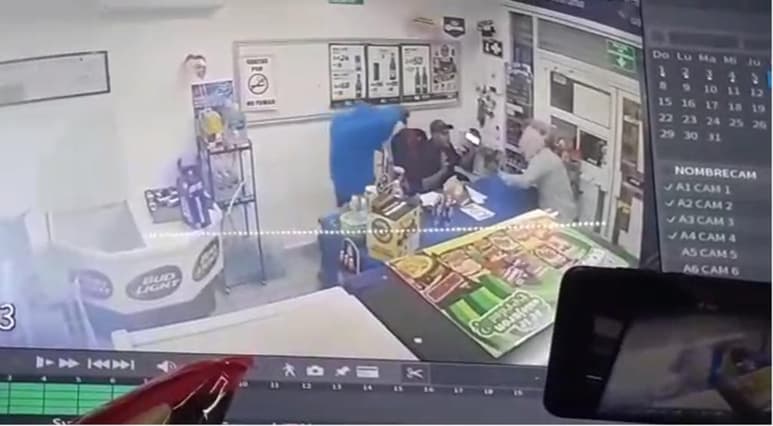 Reportan violento asalto en expendio de Madero; los delincuentes se llevaron 17 mil pesos en efectivo. (EL SIGLO DE TORREÓN)
