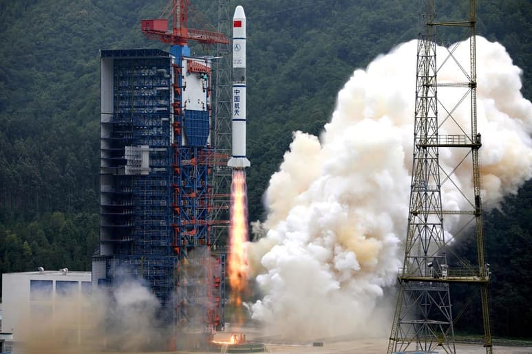 China realizará este año las misiones espaciales programadas pese al brote del nuevo coronavirus. (ARCHIVO)