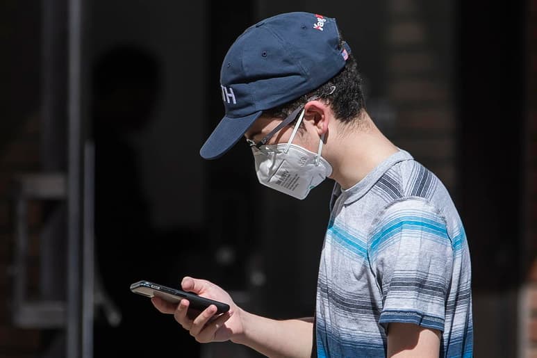 Canadá informó este lunes de la primera muerte de un paciente afectado con el nuevo coronavirus. (ARCHIVO)