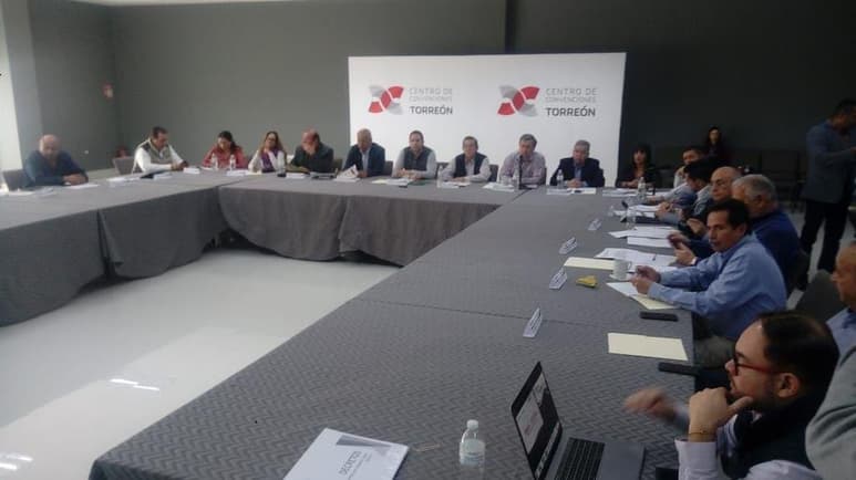 Autoridades estatales, municipales e iniciativa privada de la Laguna llevaron a cabo durante este lunes la primera reunión del Comité Técnico del Impuesto Sobre Nómina (ISN) correspondiente a las obras de infraestructura por realizar en este 2020. (EL SIGLO DE TORREÓN)