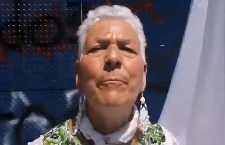 La señora se pronunció en contra de los actos violentos ocurridos durante las manifestaciones feministas (CAPTURA)