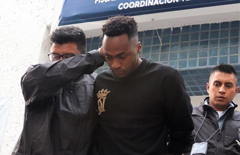 Renato Ibarra le habría ofrecido 20 millones de pesos a los policías que lo detuvieron la noche del jueves pasado. (ARCHIVO)