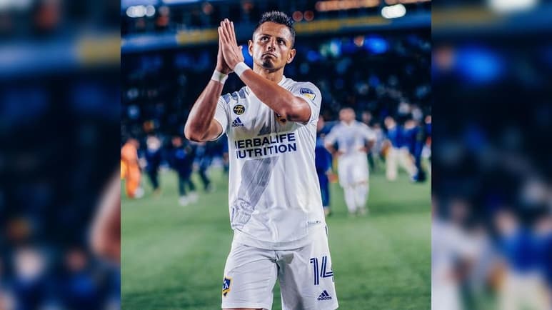 Javier 'Chicharito' Hernández fue contratado como la estrella del equipo angelino. (ESPECIAL)