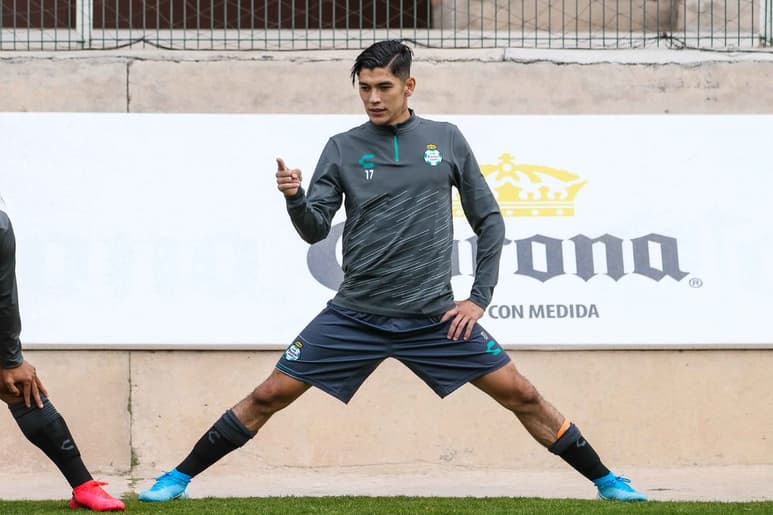 Gerardo Arteaga ha jugado los nueve partidos del torneo como titular, y ha disputado todos los minutos del torneo. (CORTESÍA)
