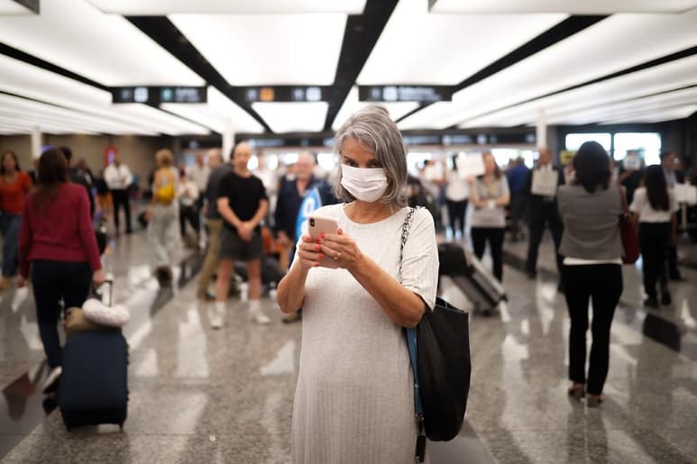 Argentina registró hasta este sábado 45 casos confirmados de coronavirus, dos de los cuales murieron y sin que hasta el momento se haya detectado una 'transmisión comunitaria' del COVID-19. (ARCHIVO)