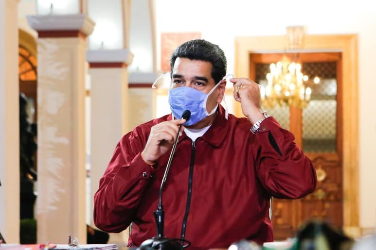 El presidente venezolano, Nicolás Maduro, le solicitó a los venezolanos creyentes de diversas religiones a unirse en una cadena de oración para pedir que se encuentre la vacuna contra el COVID-19. (ARCHIVO)