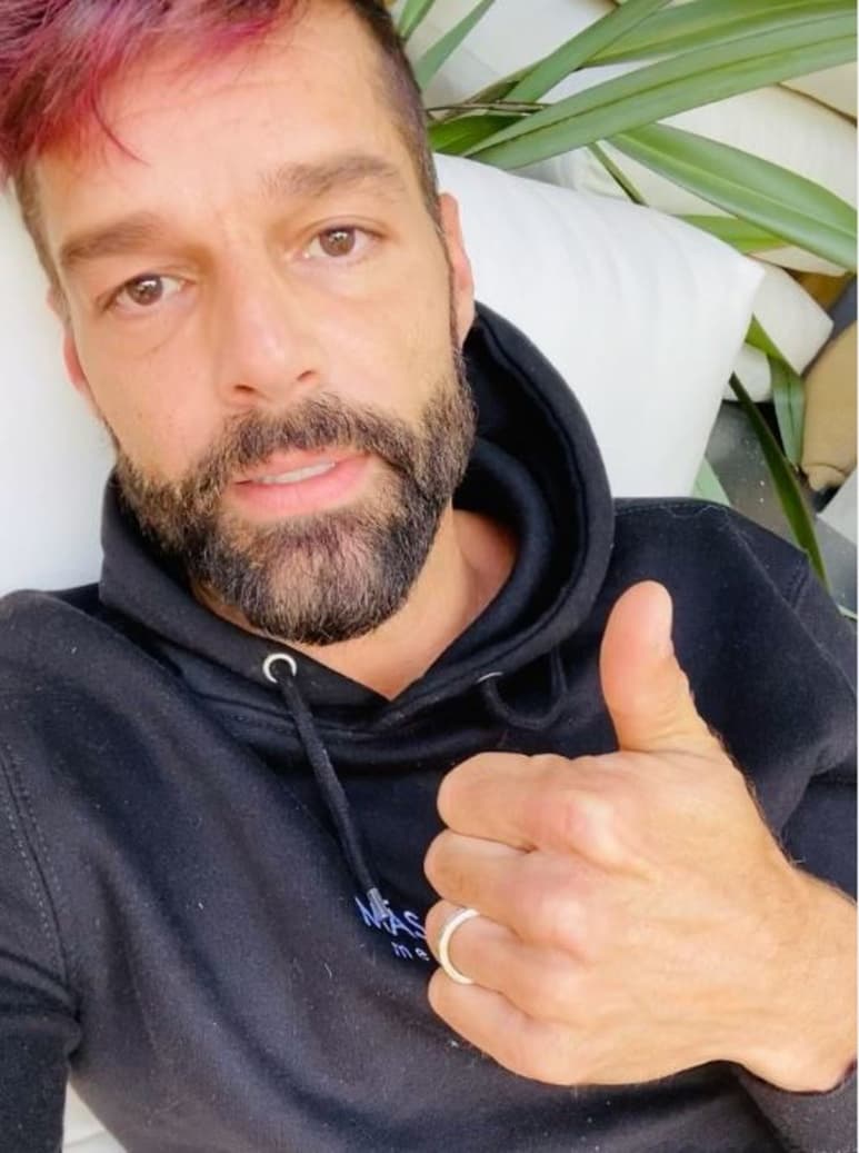 Desde casa. Ricky Martin manda mensaje y pide no salir. (ESPECIAL)