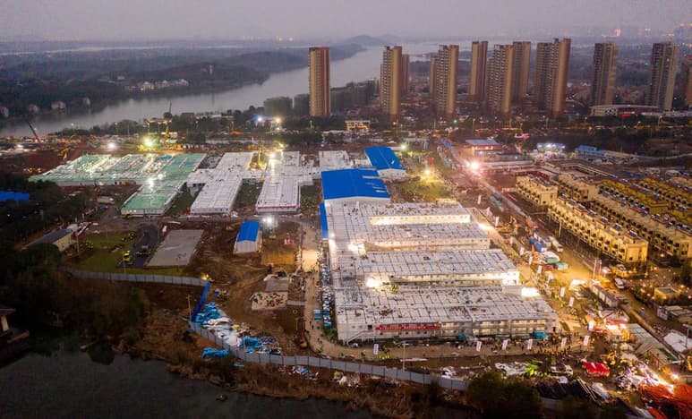 La ministra de salud peruana, Elizabeth Hinostroza, dijo hoy que se evalúa con la embajada china la posibilidad de adquirir el hospital construido en 10 días en Wuhan. (ARCHIVO)
