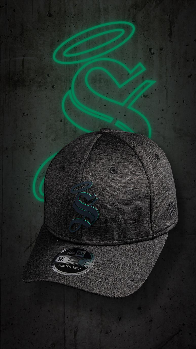 La gorra de los Guerreros, luce con la 'S' al frente. (New Era)