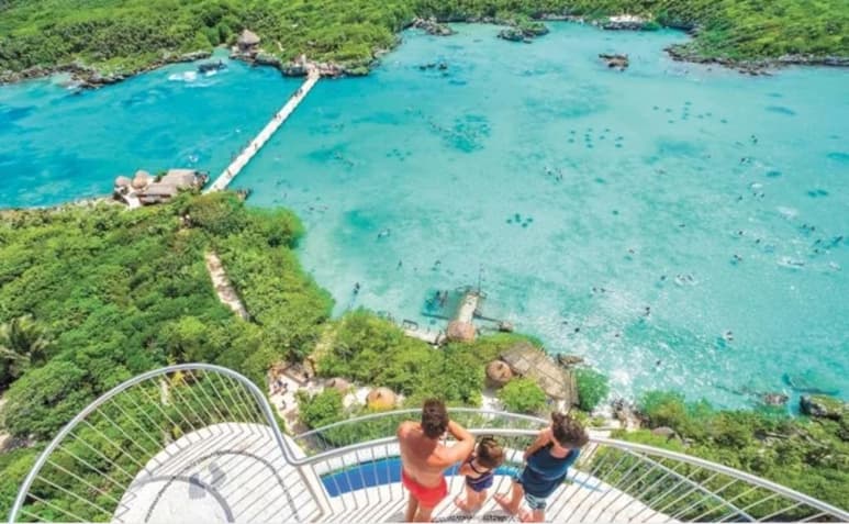 El cierre impacta al Parque Xcaret, en donde se ubica el hotel de igual nombre; y a los parques Xel-Ha, Xplor, Xoximilco, Xenotes, Xplor Fuego, Xenxes y Xavage. (EL UNIVERSAL)