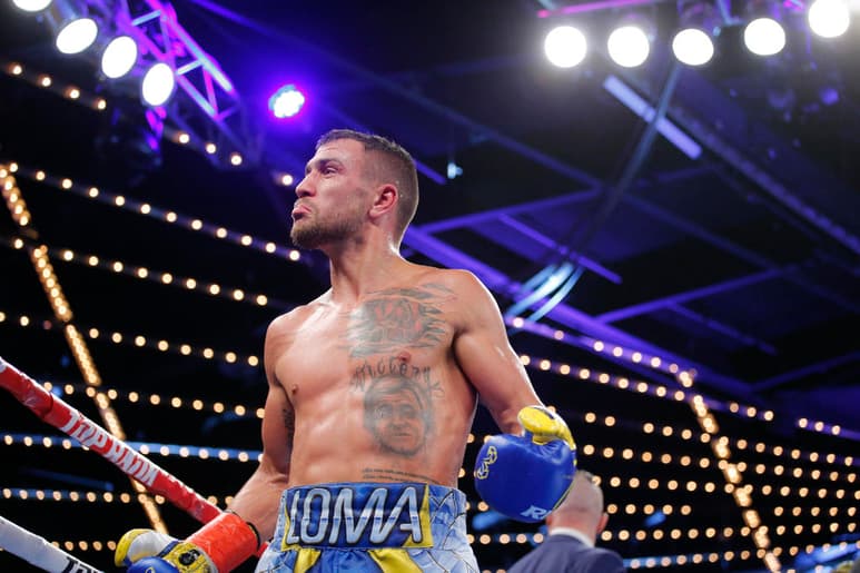 Vasiliy Lomachenko y Teofimo López se esperaba para el 30 de mayo pero también se cree que será reprogramada a finales de año.