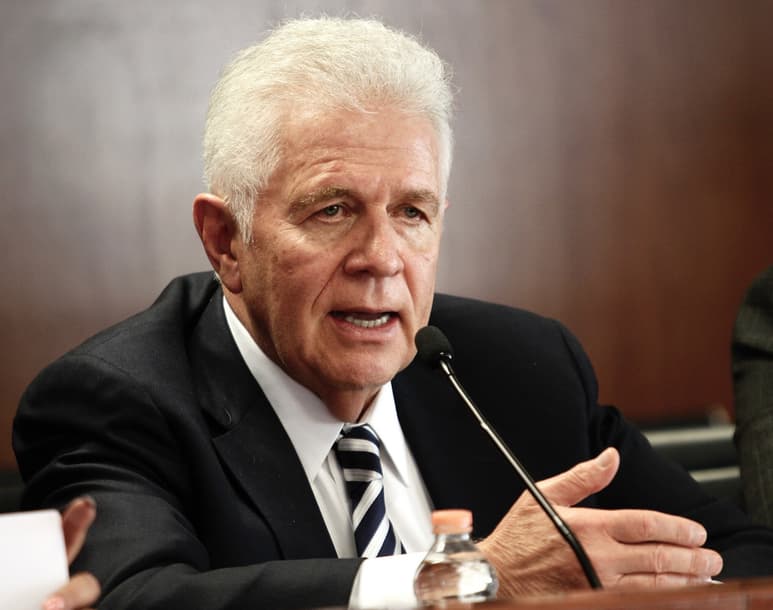 Padilla, presidente del Comité Olímpico Mexicano, recalcó la importancia de esperar a que la pandemia ceda para realizar las competencias. (ARCHIVO)
