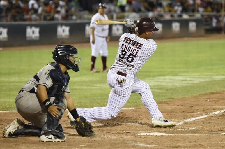 El toletero texano tuvo un muy buen 2019 con Unión Laguna en LMB y con los Sultanes en LMP, para firmar contrato con Colorado. (ARCHIVO)