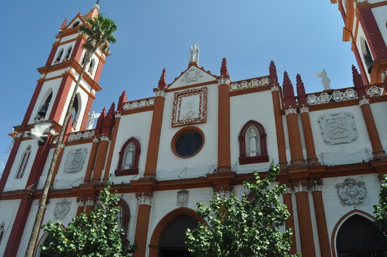 La Diócesis de Torreón informa a la comunidad que ante la contingencia que se vive por el Covid-19, todos los templos cerrar sus puertas tras reconocer que no cuentan con la capacidad para aplicar las medidas preventivas que existen las autoridades de salud. (ARCHIVO)