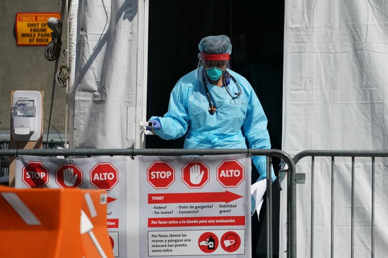 Con más de 61 mil casos hasta el momento Estados Unidos se podría convertir en el próximo epicentro del COVID-19, según las estadísticas realizadas por la Organización Mundial de la Salud (OMS). (ARCHIVO)
