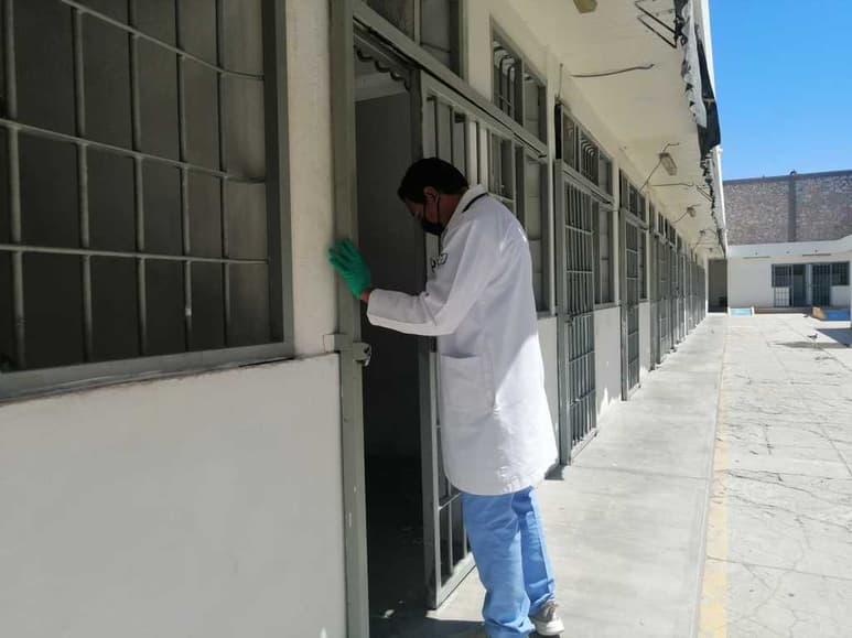 Aplican medidas sanitarias por COVID-19 en penal de Torreón y Tribunal de Justicia Municipal. (EL SIGLO DE TORREÓN)