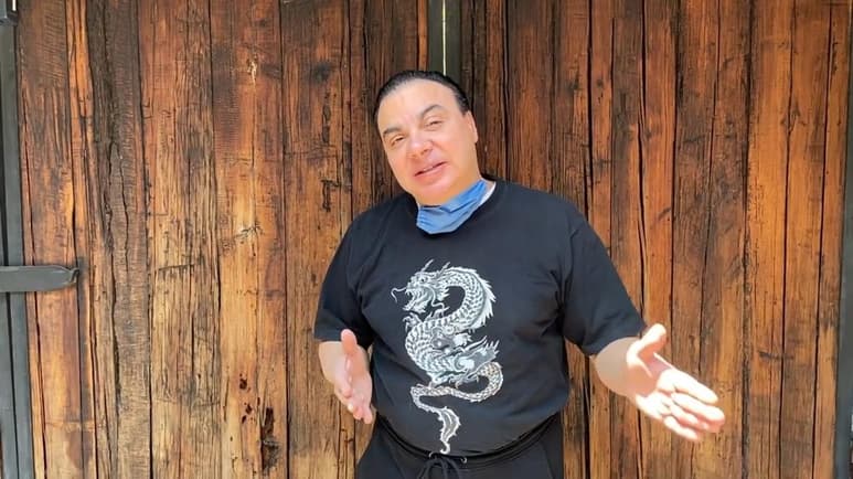 El diputado federal de Movimiento Ciudadano, Jorge Alcibíades García Lara, primer legislador en México con coronavirus, narró su experiencia desde el pasado lunes 23 de marzo cuando llegó de su natal Baja California y que solamente le diagnosticaron influenza en lugar de COVID-19 en el Hospital Adolfo López Mateos del ISSSTE. (ESPECIAL)