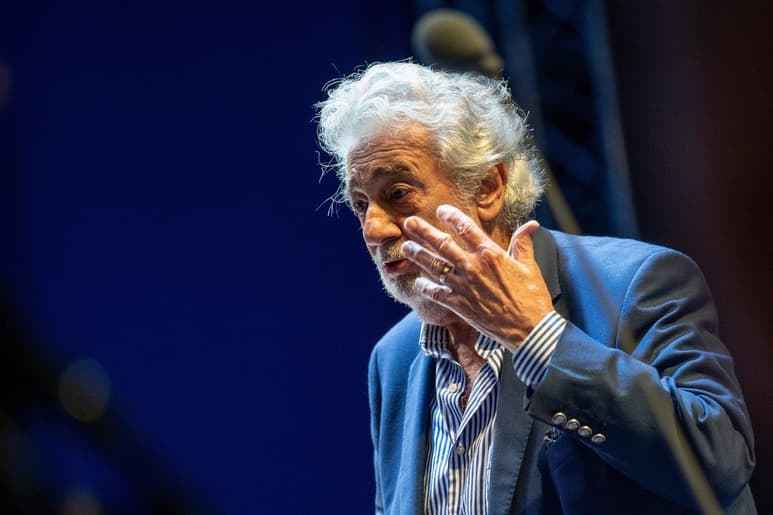 Plácido Domingo se encuentra 'estable y bajo tratamiento correspondiente a paciente COVID-19'. (ARCHIVO)