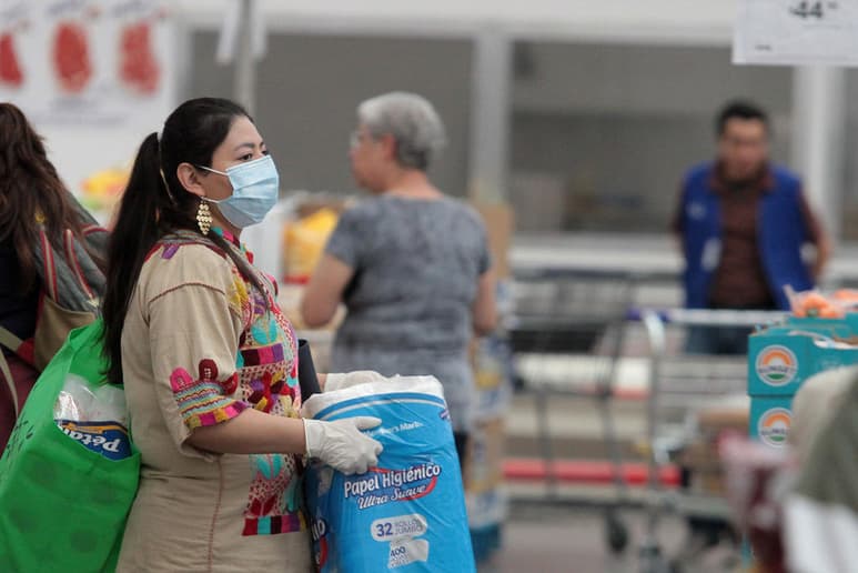 La Secretaría de Salud del Estado de México exhortó a seguir las redes sociales oficiales a fin de obtener información fidedigna y evitar compartir materiales que pueden generar temor o confusión.
(ARCHIVO)
