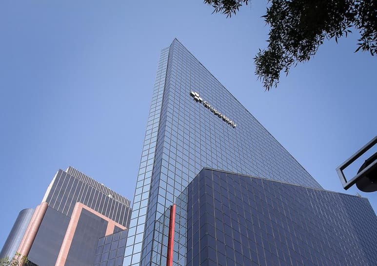 
El alza en el Índice de Precios y Cotizaciones (IPC) ha resultado módico luego de que se informó que el IGAE inició el 2020 con un ligero retroceso del 0.8 % y que el desempleo en febrero se situó en una tasa anual del 3.6 %. (ARCHIVO)