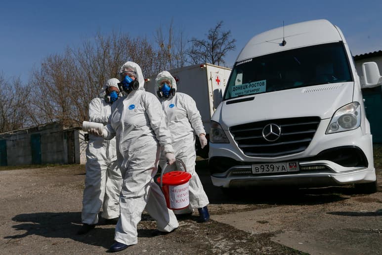 El presidente de Rusia, Vladímir Putin, decretó no laborables los días del 30 de marzo al 4 de abril con el fin de 'disminuir la velocidad de propagación' de la COVID-19.
(ARCHIVO)