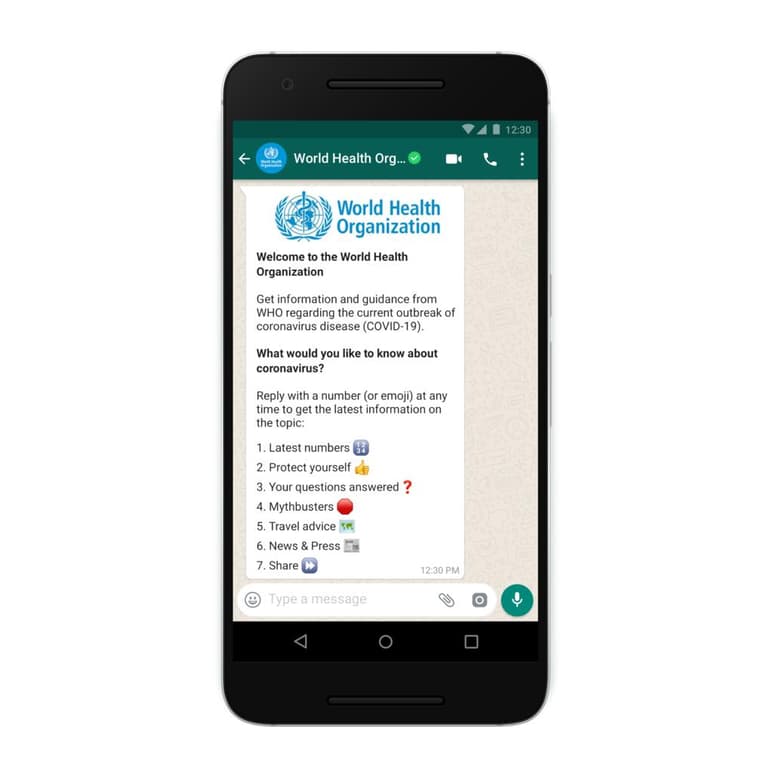 La Organización Mundial de la Salud (OMS) lanzó la versión en español del servicio de mensajería con WhatsApp y Facebook para informar a las personas sobre los datos de incidencia del nuevo coronavirus. (ESPECIAL)