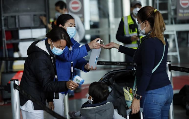 Hasta el momento se registran 539 casos de coronavirus en Colombia, 223 de ellos en la capital del país, y seis defunciones.
(EFE)