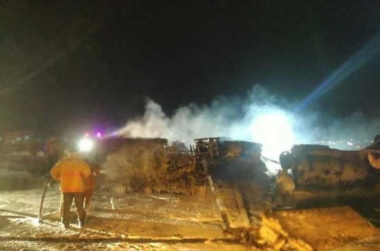 Un avión ambulancia Westwind 24, de la aerolínea Lion Air, se incendió hoy al intentar despegar en el aeropuerto Ninoy Aquino de Manila con ocho personas a bordo. (ESPECIAL)