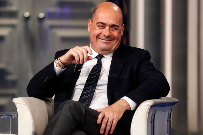 El líder del Partido Demócrata italiano (PD) y presidente de la región del Lacio (cuya capital es Roma), Nicola Zingaretti, confirmó hoy que se ha curado del coronavirus tras pasar 23 días en aislamiento en su domicilio. (ARCHIVO)