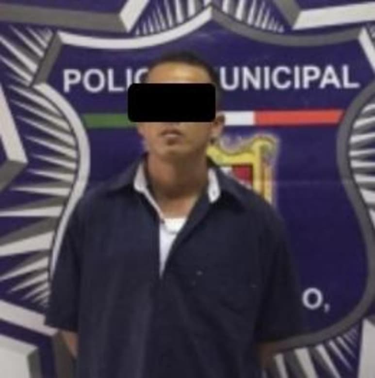 El hombre fue detenido por la seguridad privada del lugar. (EL SIGLO DE TORREÓN)
