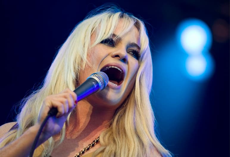 Duro momento. La cantante Duffy detalla el secuestro y violación que sufrió tras triunfar en la música. (EFE)