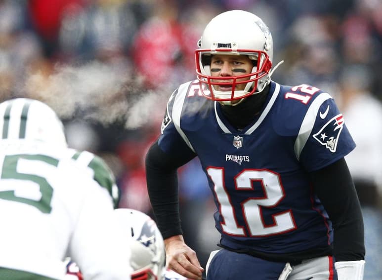 Figuran los mariscales de campo, Tom Brady y Aaron Rodgers, así como los entrenadores Bill Belichick y Pete Carroll. (ESPECIAL)