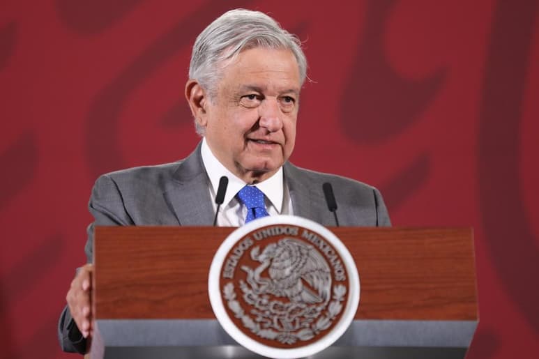 López Obrador indicó que Hugo López-Gatell, subsecretario de Prevención y Promoción de la Salud, así como todo el Gabinete de Salud, estará pendiente del avance de la contingencia del coronavirus. (EFE)