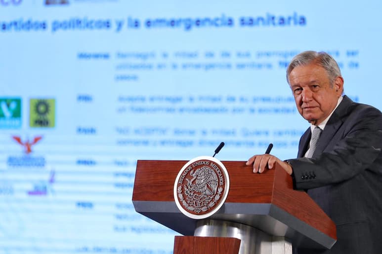 El mandatario detalló qué partidos políticos se sumaron a su convocatoria para que donaran la mitad de su presupuesto para atender la emergencia sanitaria por el COVID-19. (EL UNIVERSAL)