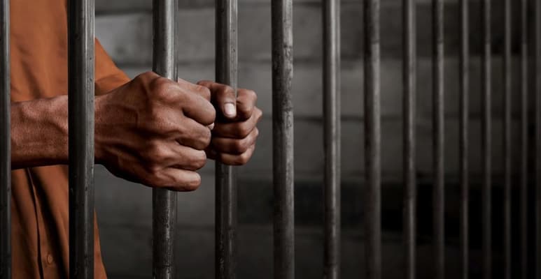 La institución aseguró que el presunto agresor permanecerá en prisión preventiva oficiosa vinculado a proceso por el delito de violación, de acuerdo a la determinación de la autoridad judicial. (ARCHIVO)